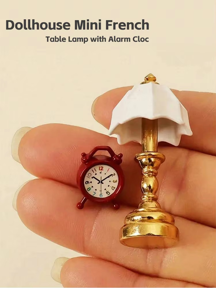 Sustainable Living Products - Miniatur Französische Tischlampe mit Wecker, 1:12