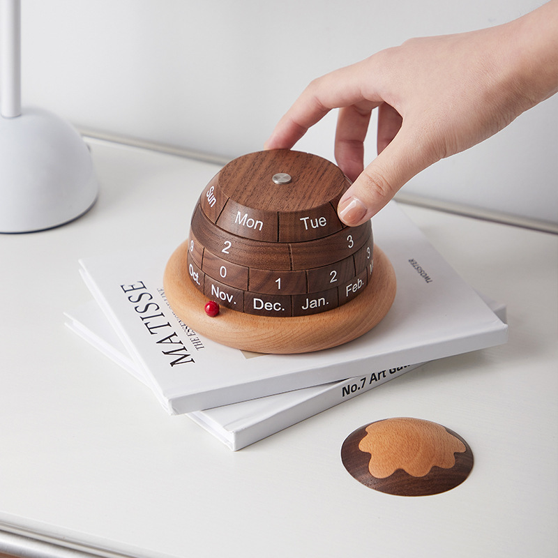 Sustainable Living Gifts - Kreatives Hölzernes Nachhaltiges Alphanumerisches Kalender-Dekorationsstück für
